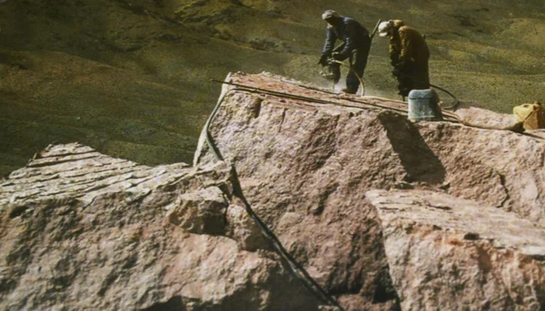 مقایسه سایلنت پاور و کتراک مقایسه سایلنت پاور و کتراک